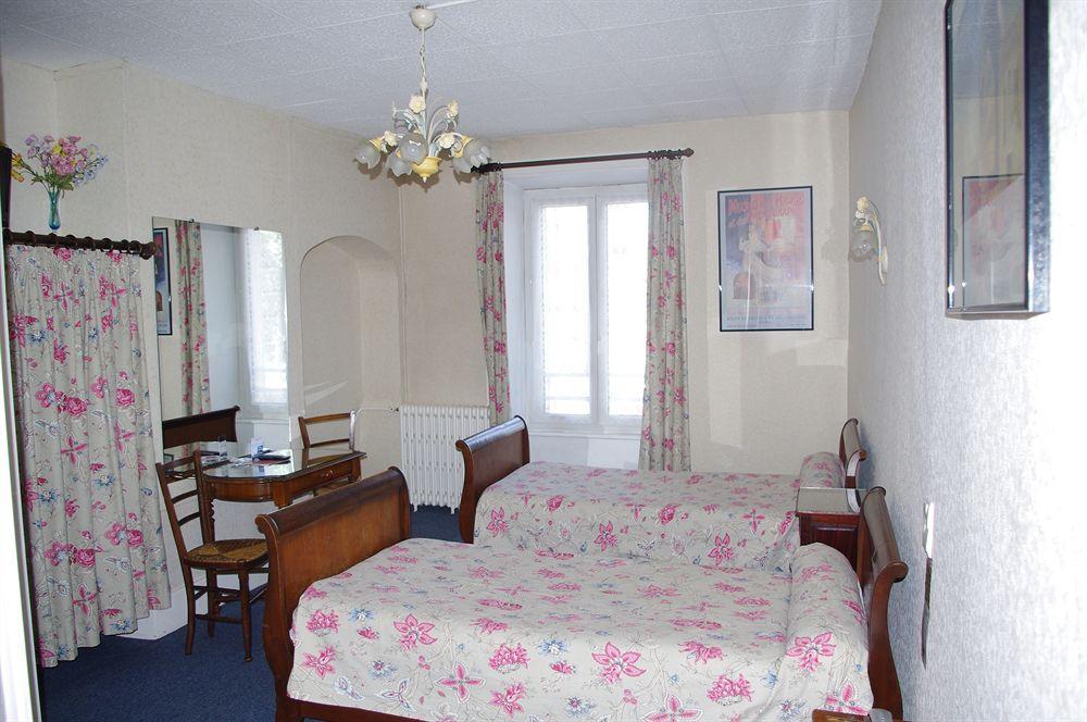 Hotel De La Paix Limoges Esterno foto